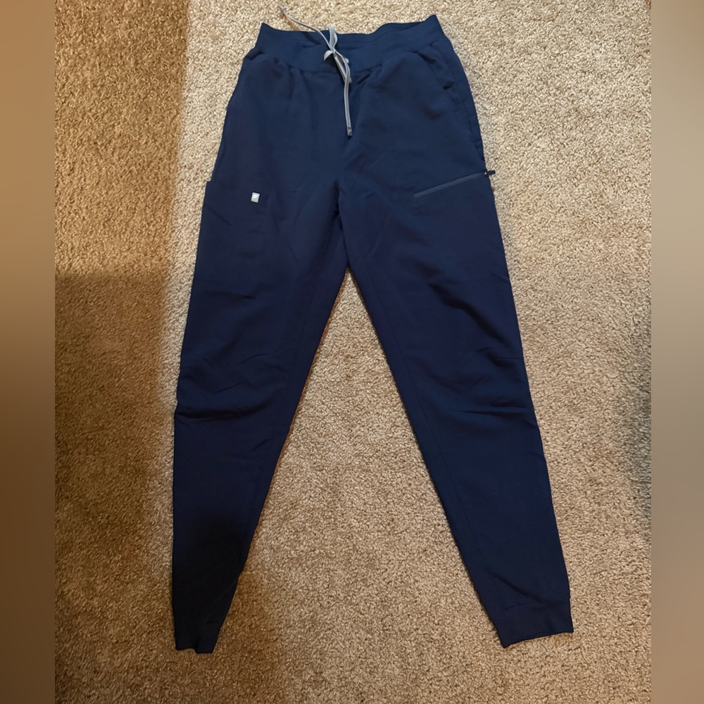 Fabletics medium jogger navy scrub bottoms